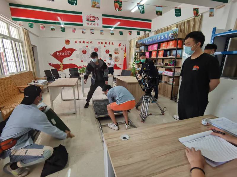巴彦县广告片拍摄公司：极简主义践行者，少即是多的视觉哲学